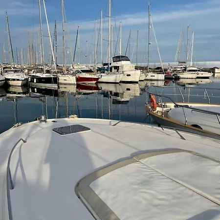 Botel Natalie *
